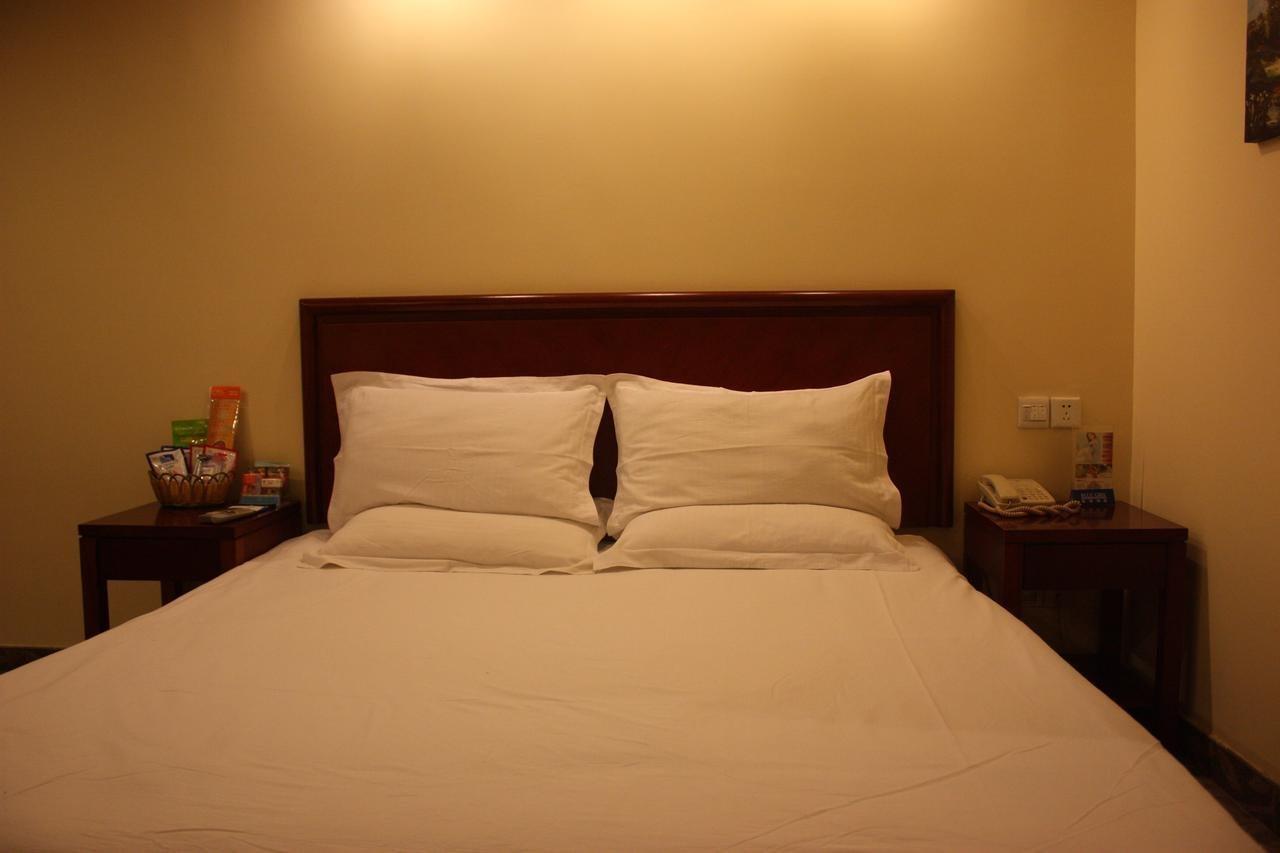 Gma Hotel Shanghai Wuning Road Zhenping Road Metro Station Xangai Exterior foto